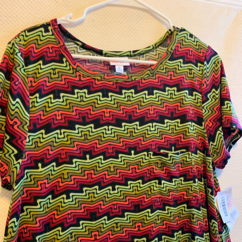 LuLaRoe — Brand New Carly